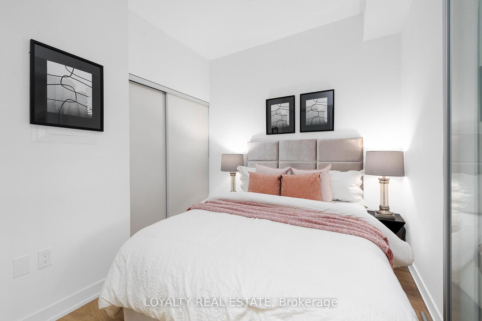 117 Broadway Avenue, Unit 211 thumbnail 16
