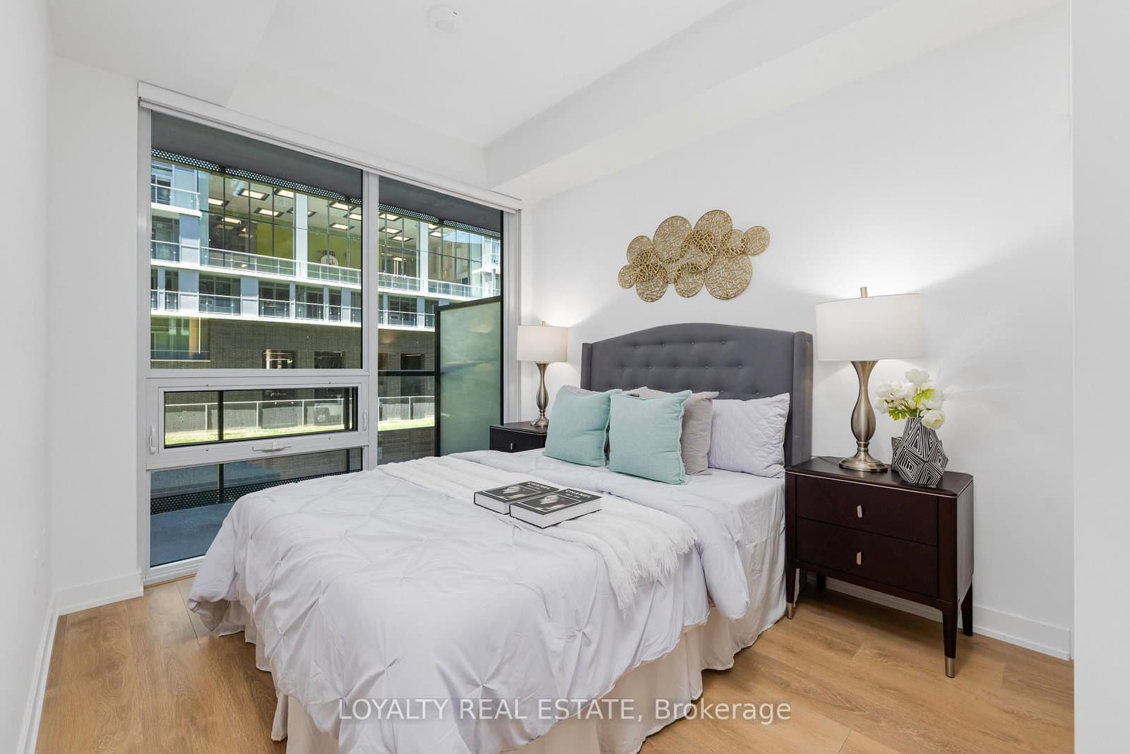 117 Broadway Avenue, Unit 211 thumbnail 32