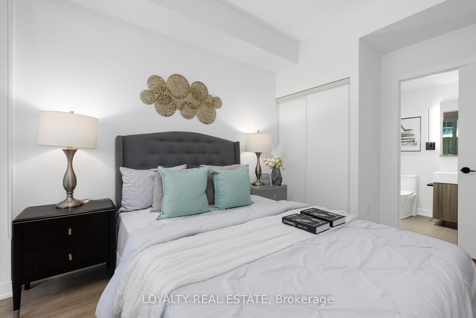 117 Broadway Avenue, Unit 211 thumbnail 34