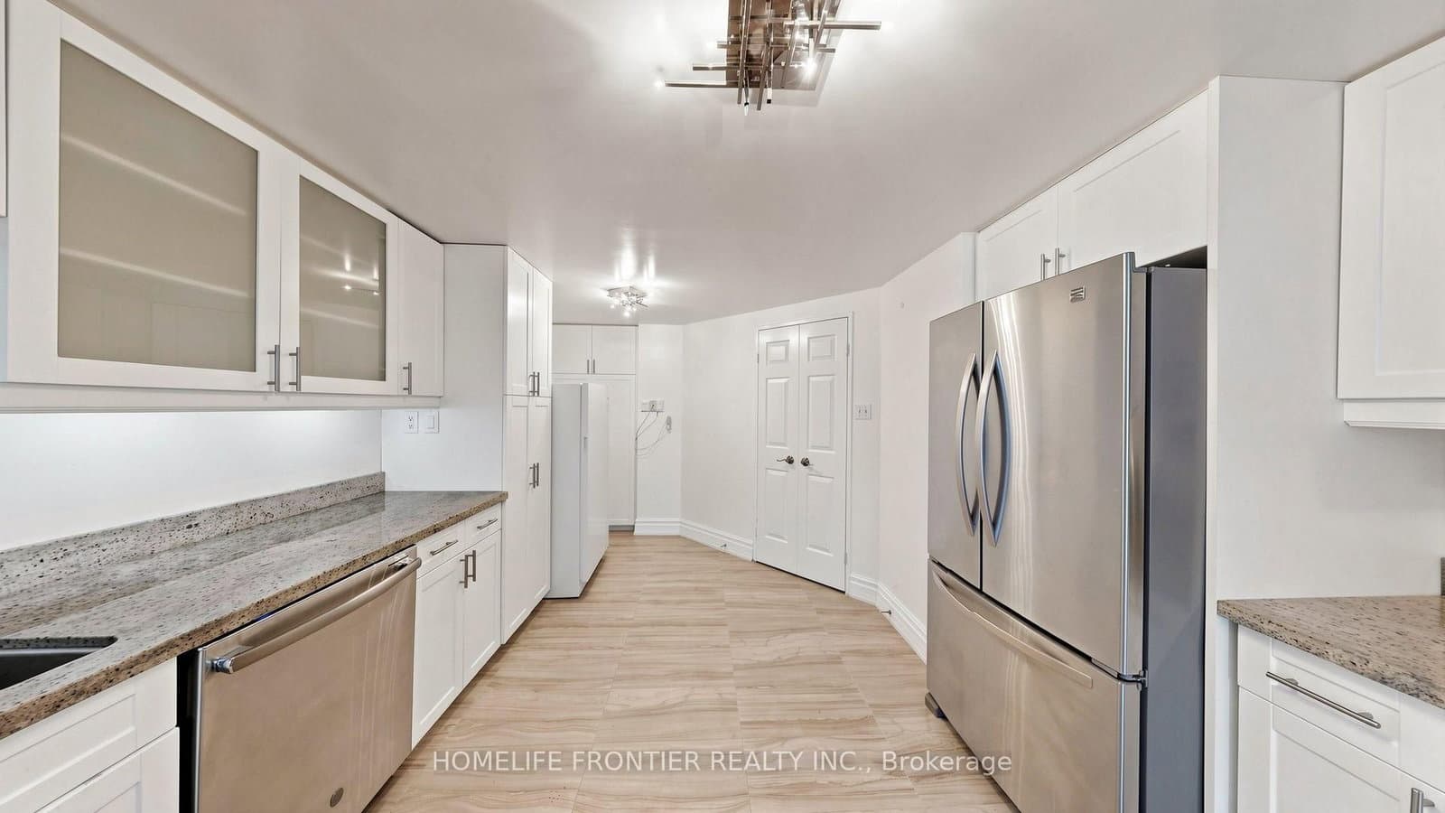 131 Beecroft Road, Unit 203 thumbnail 19