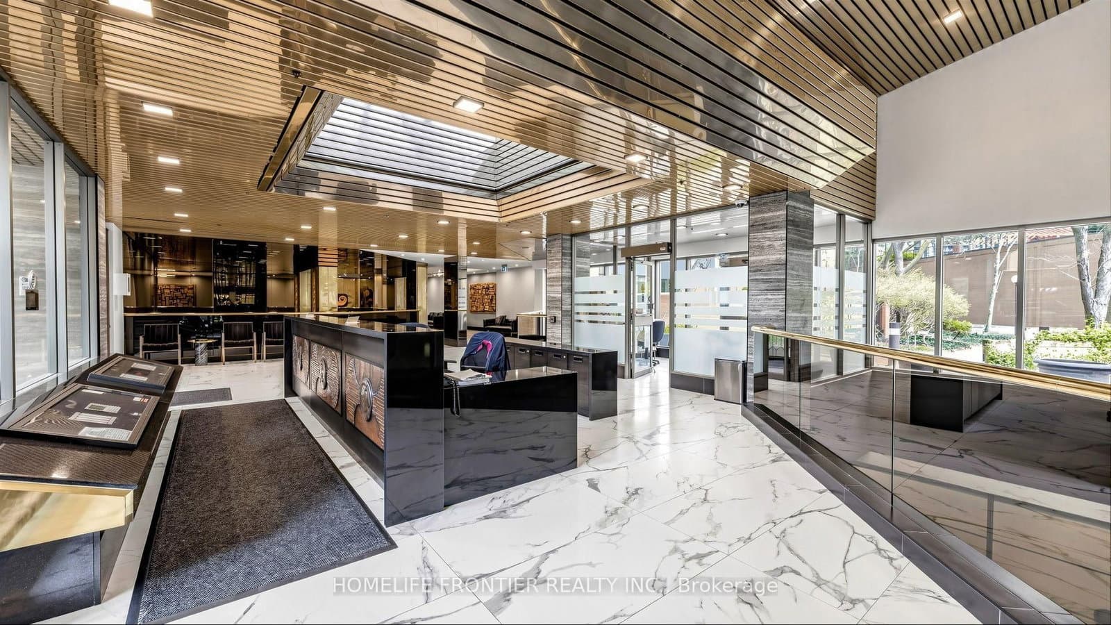 131 Beecroft Road, Unit 203 thumbnail 2