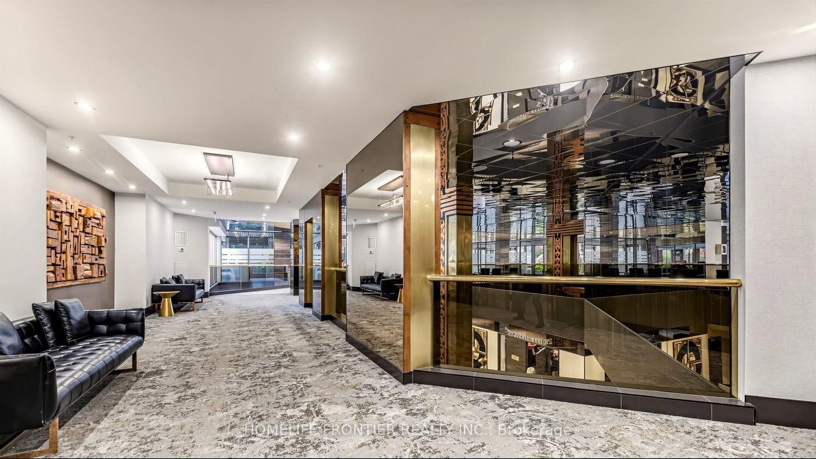 131 Beecroft Road, Unit 203 thumbnail 3