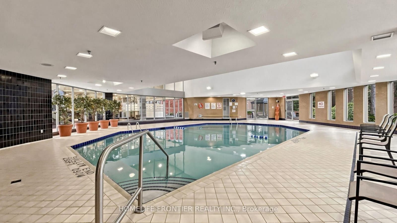 131 Beecroft Road, Unit 203 thumbnail 32