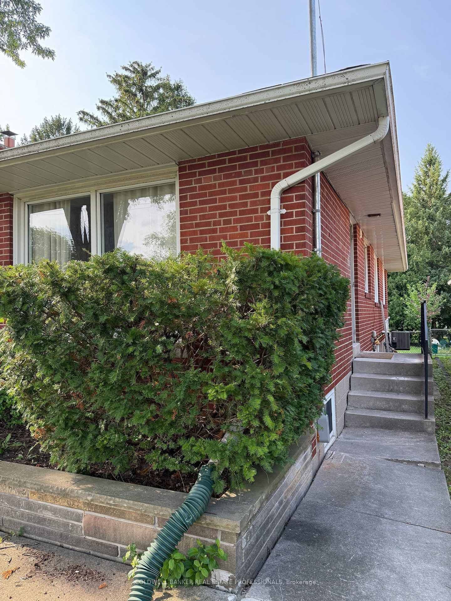 232 Newton Drive, Unit Basement A thumbnail 2