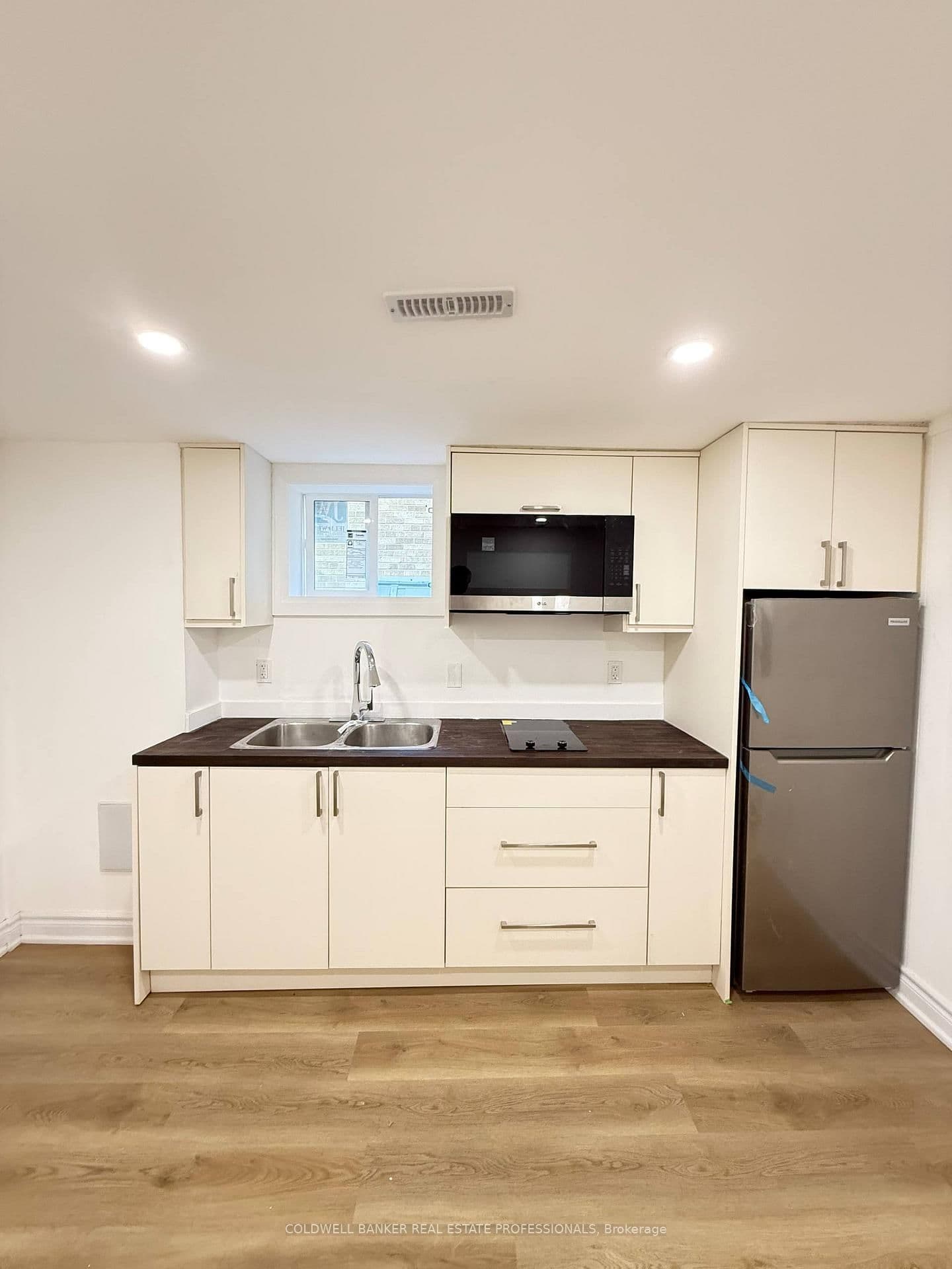 232 Newton Drive, Unit Basement B thumbnail 5