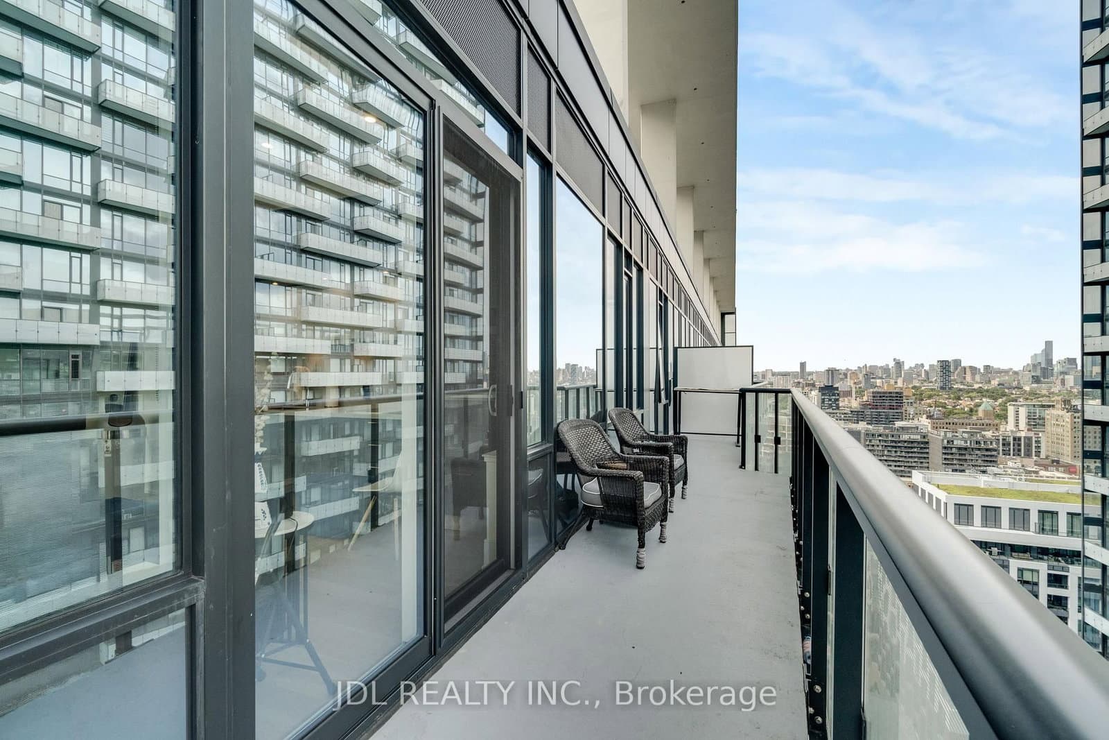 480 Front Street W, Unit GPH14 thumbnail 20