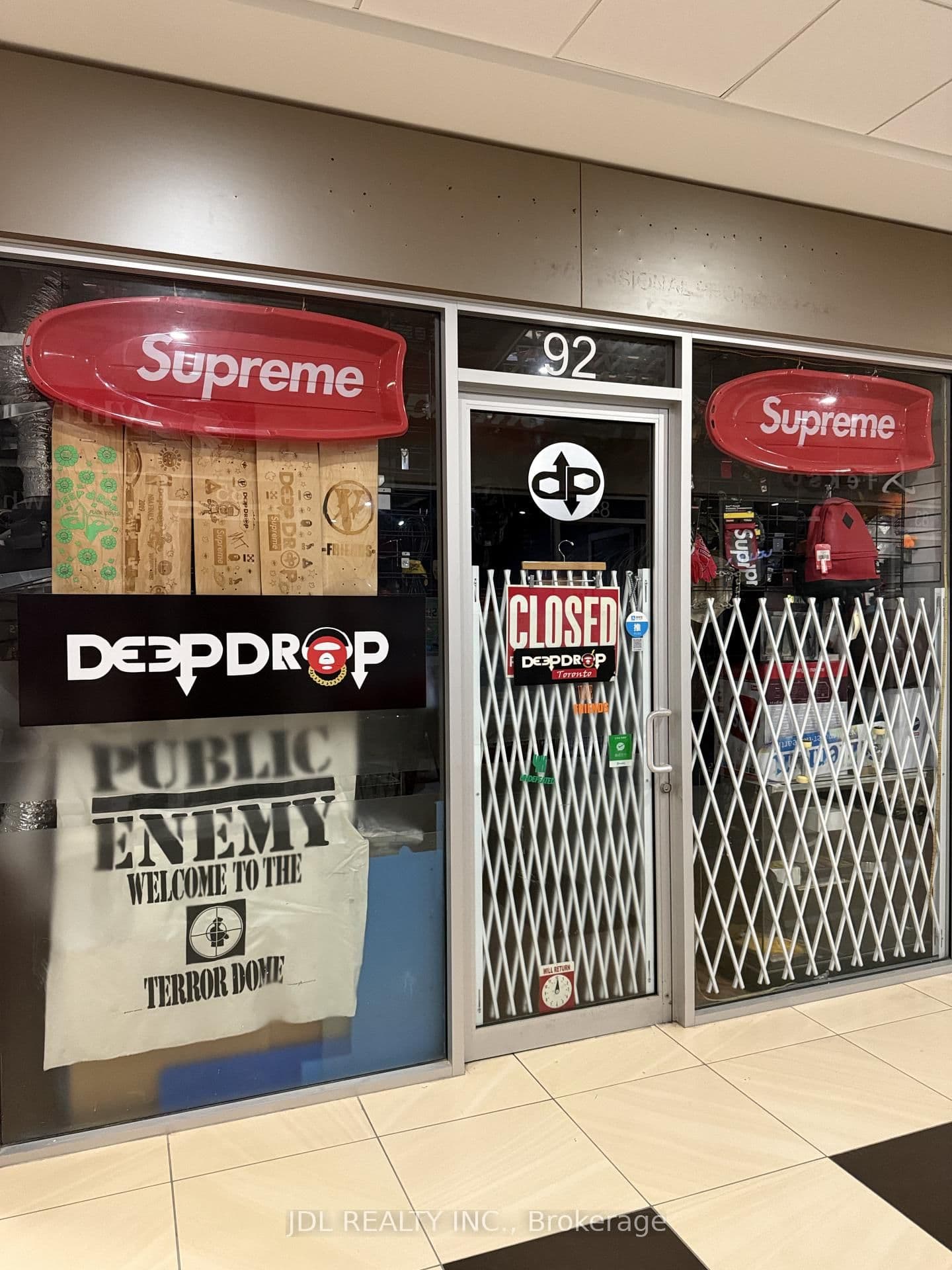 384 Yonge Street, Unit #92 thumbnail 4