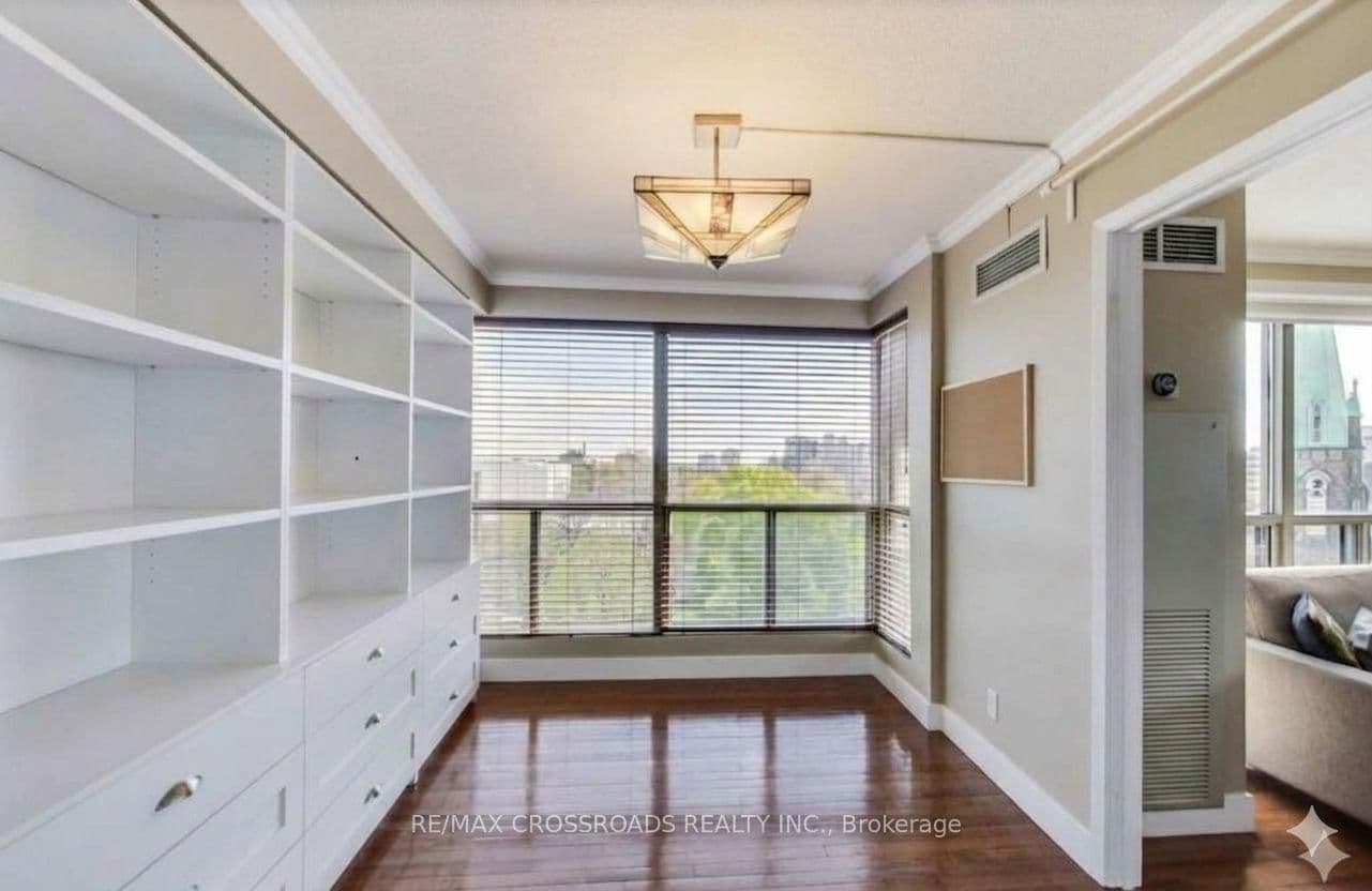 298 JARVIS Street, Unit 706 thumbnail 12