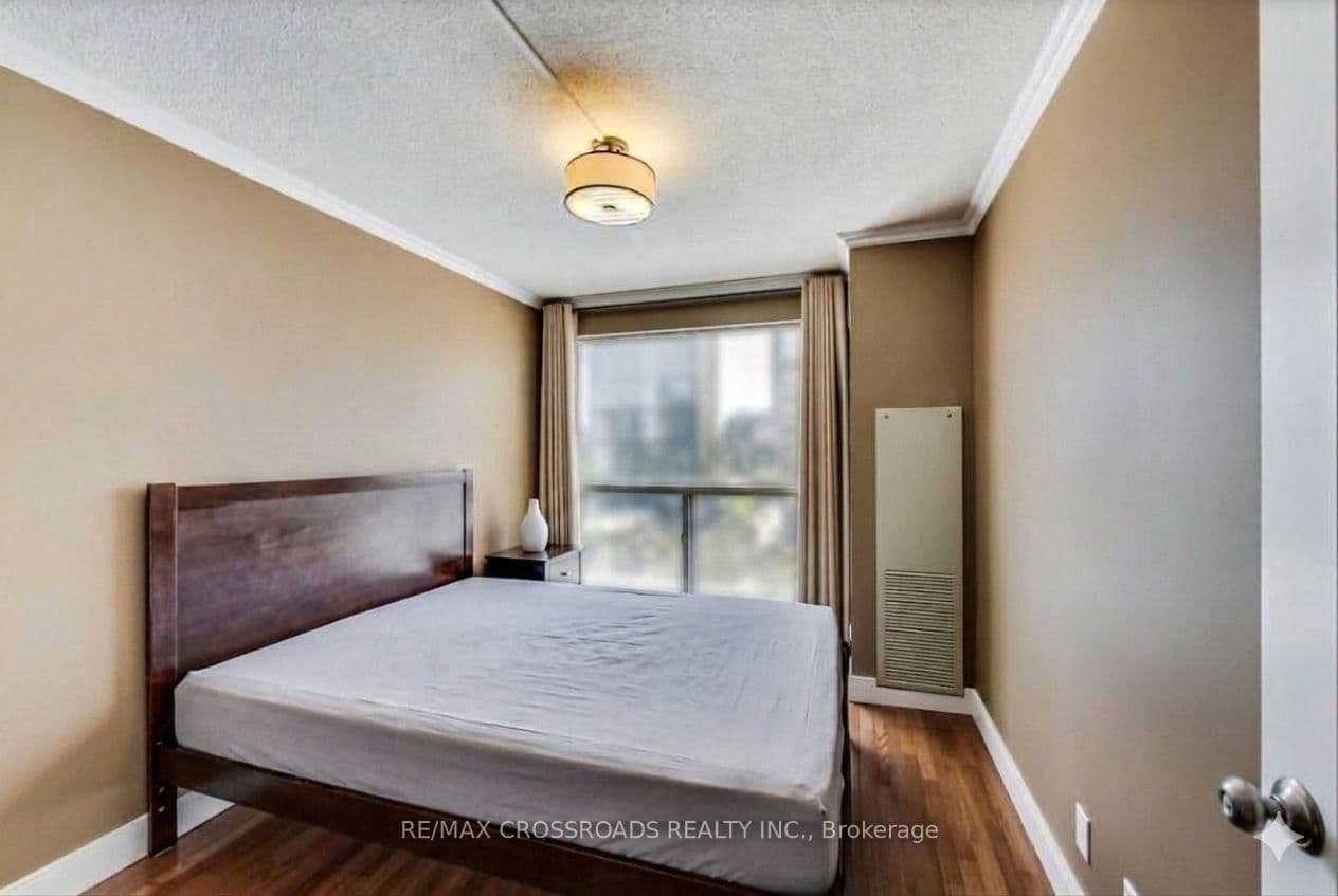 298 JARVIS Street, Unit 706 thumbnail 5