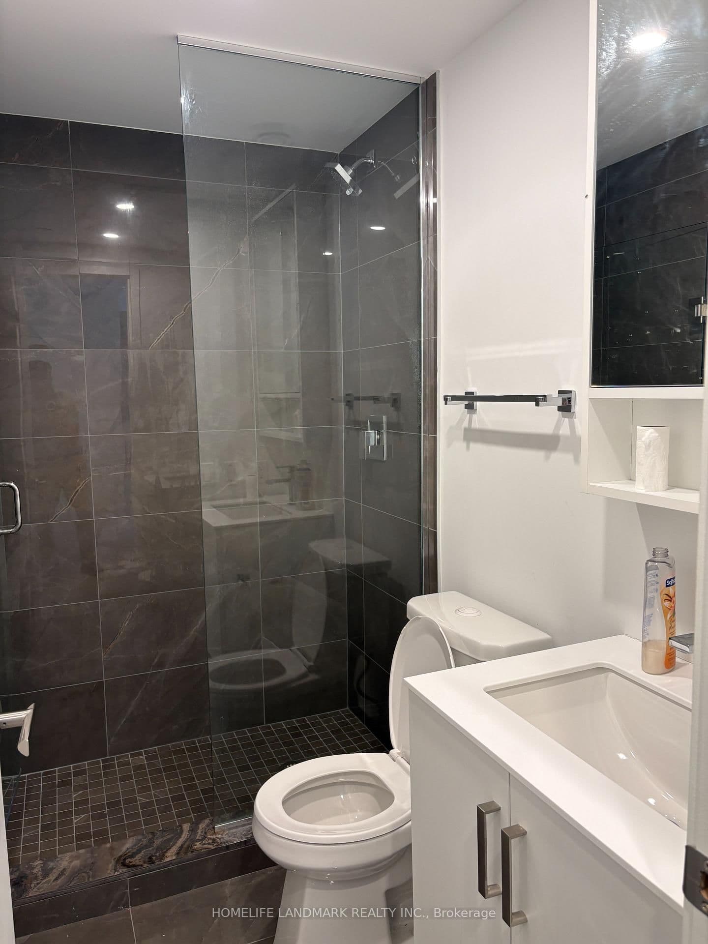 88 Queen Street E, Unit 3712 thumbnail 12