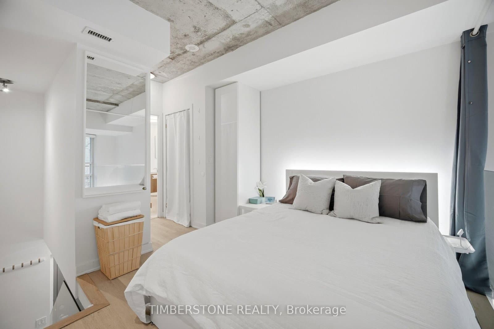 255 Richmond Street E, Unit 122 thumbnail 21