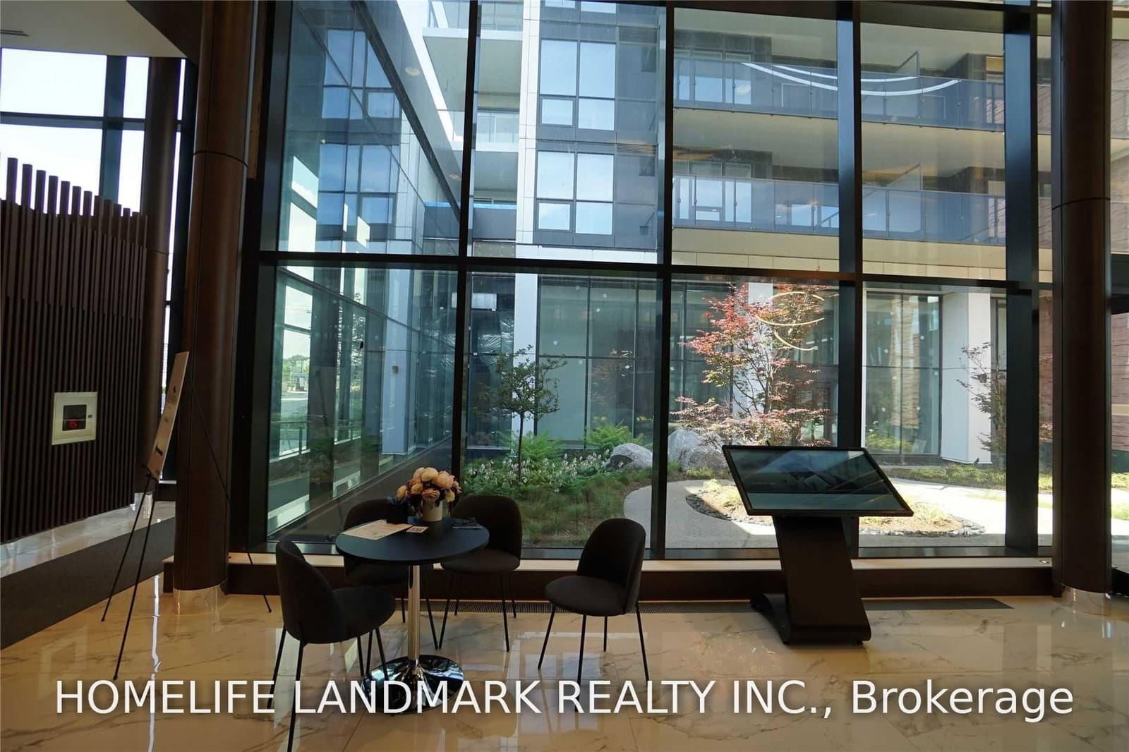 95 Mcmahon Drive, Unit 1605 thumbnail 2