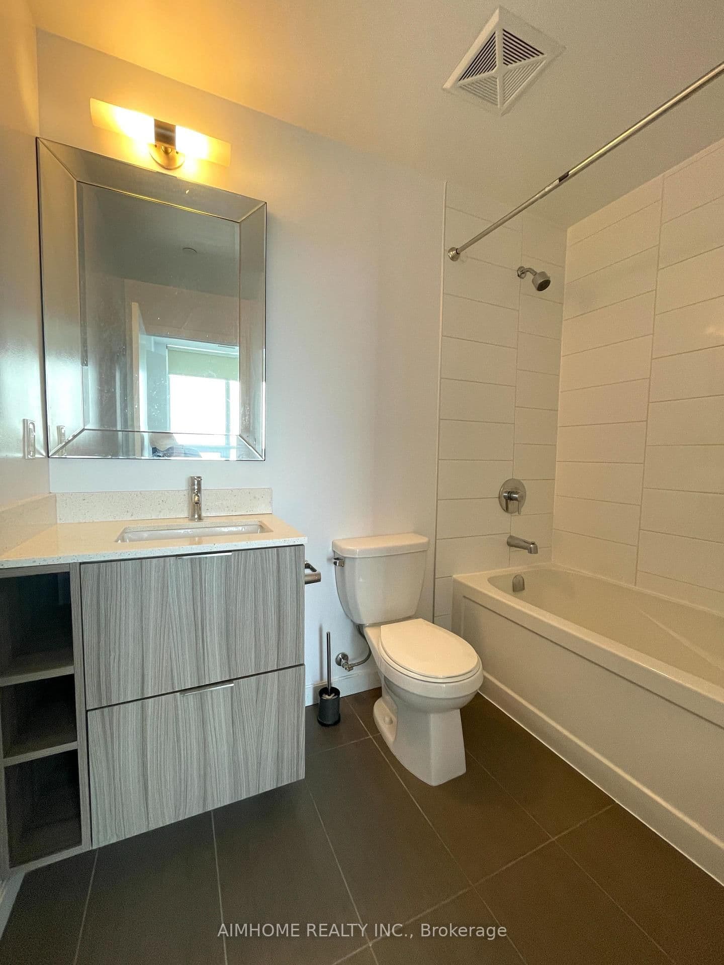 50 Forest Manor Road, Unit 2403 thumbnail 7