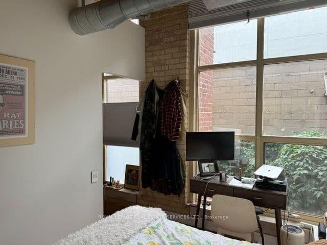 736 Dundas Street E, Unit 203 thumbnail 21