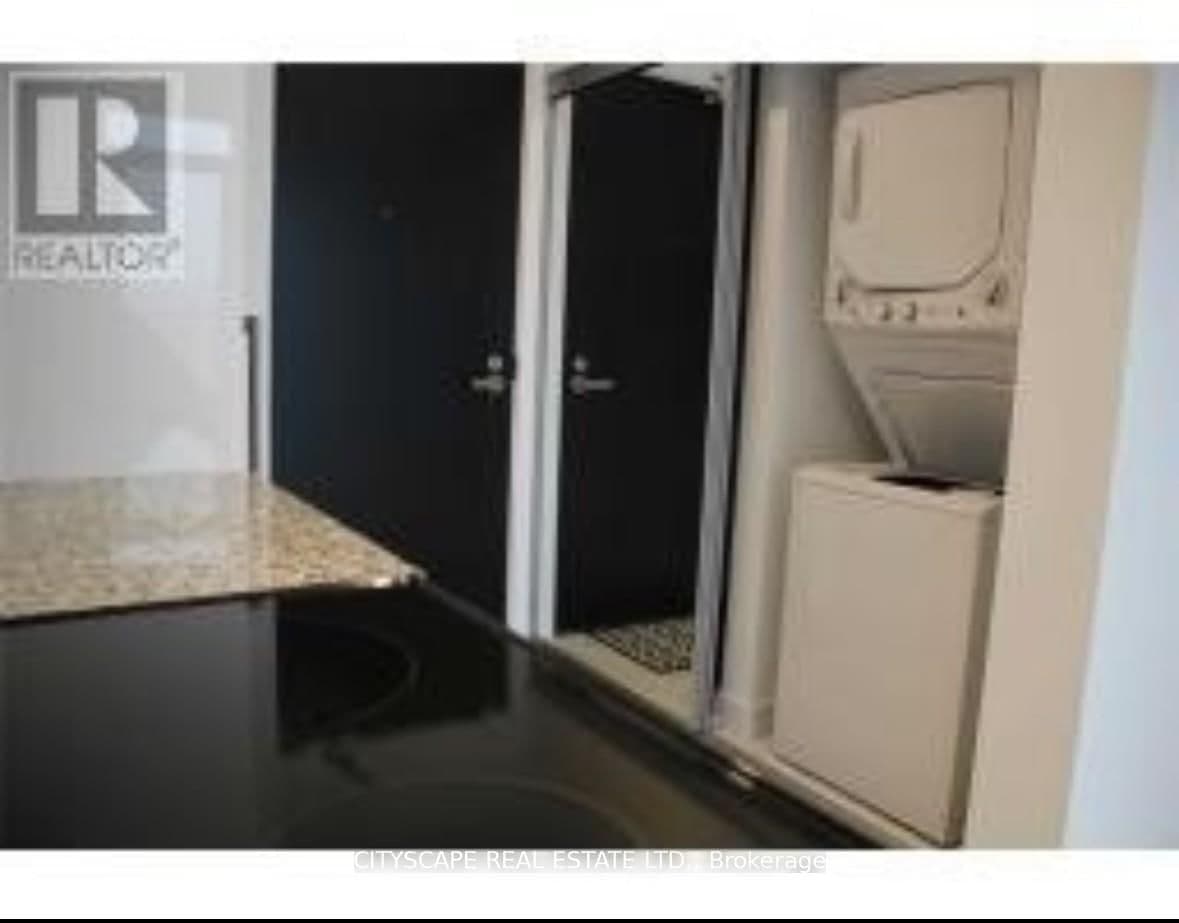 501 Yonge Street, Unit 4206 thumbnail 6