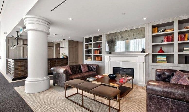 33 Helendale Avenue, Unit 1505 thumbnail 4