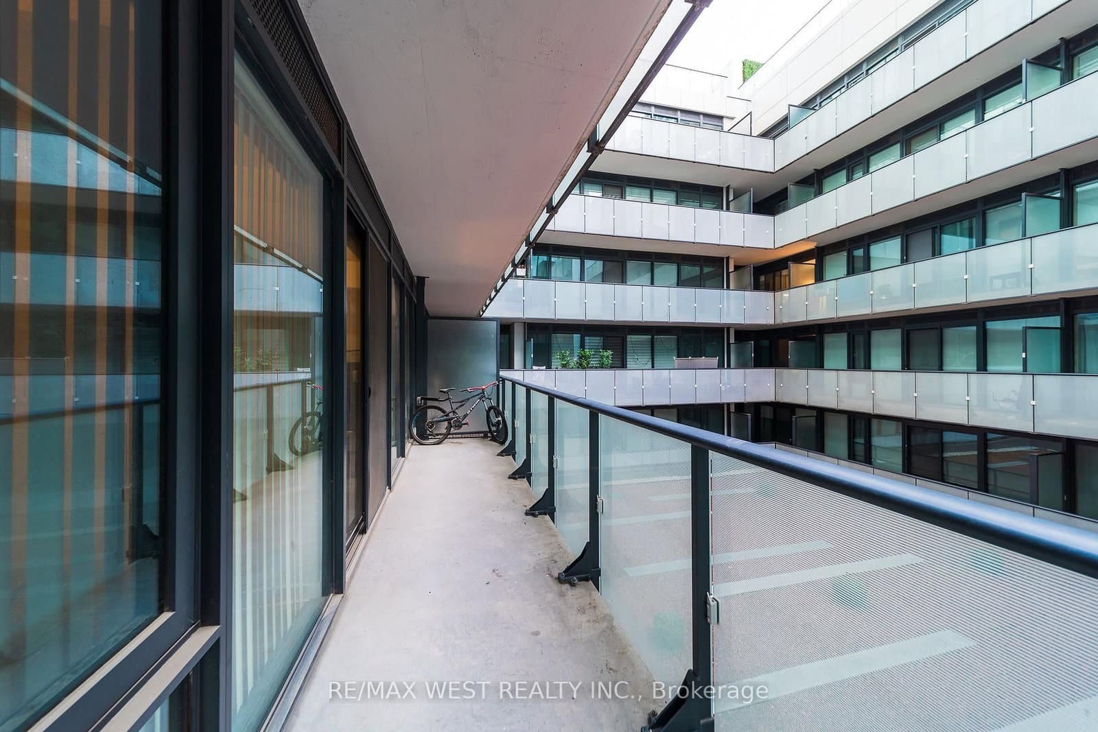 161 Roehampton Avenue, Unit 331 thumbnail 11