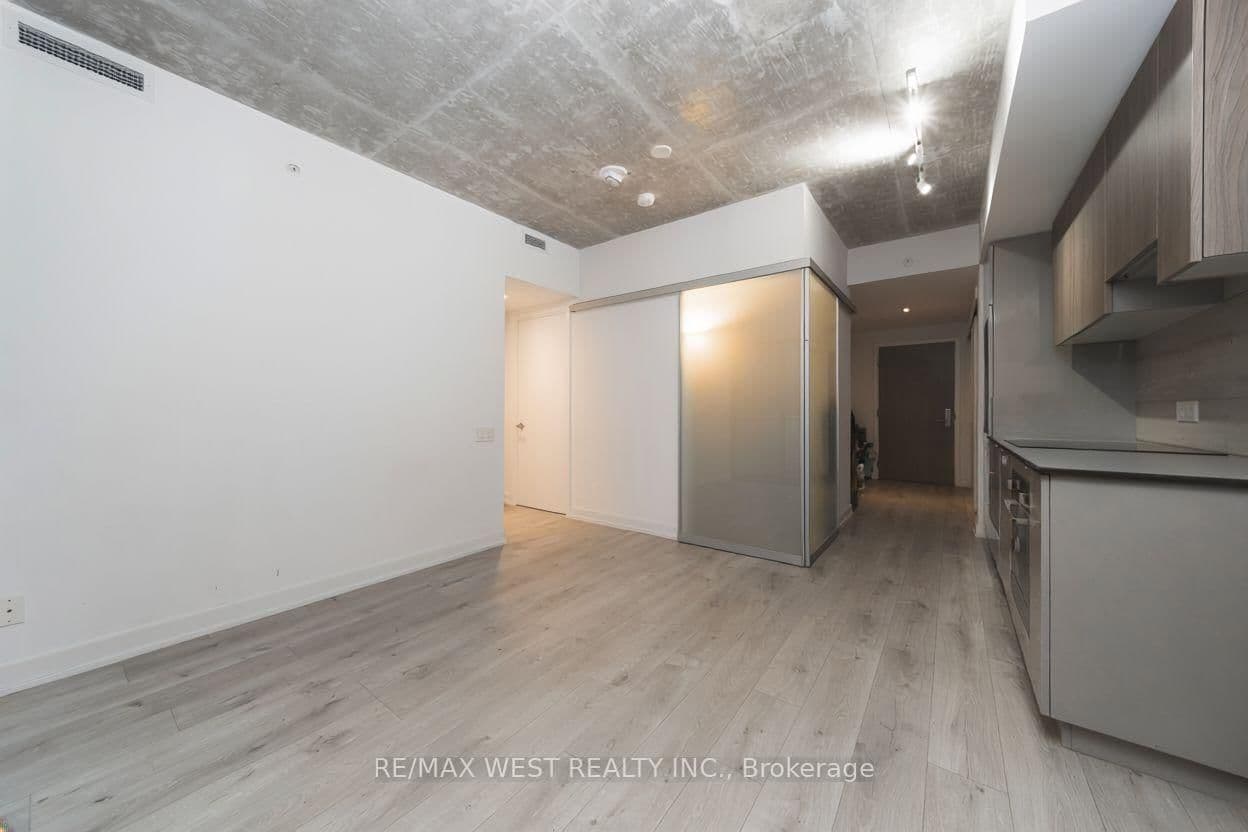 161 Roehampton Avenue, Unit 331 thumbnail 7