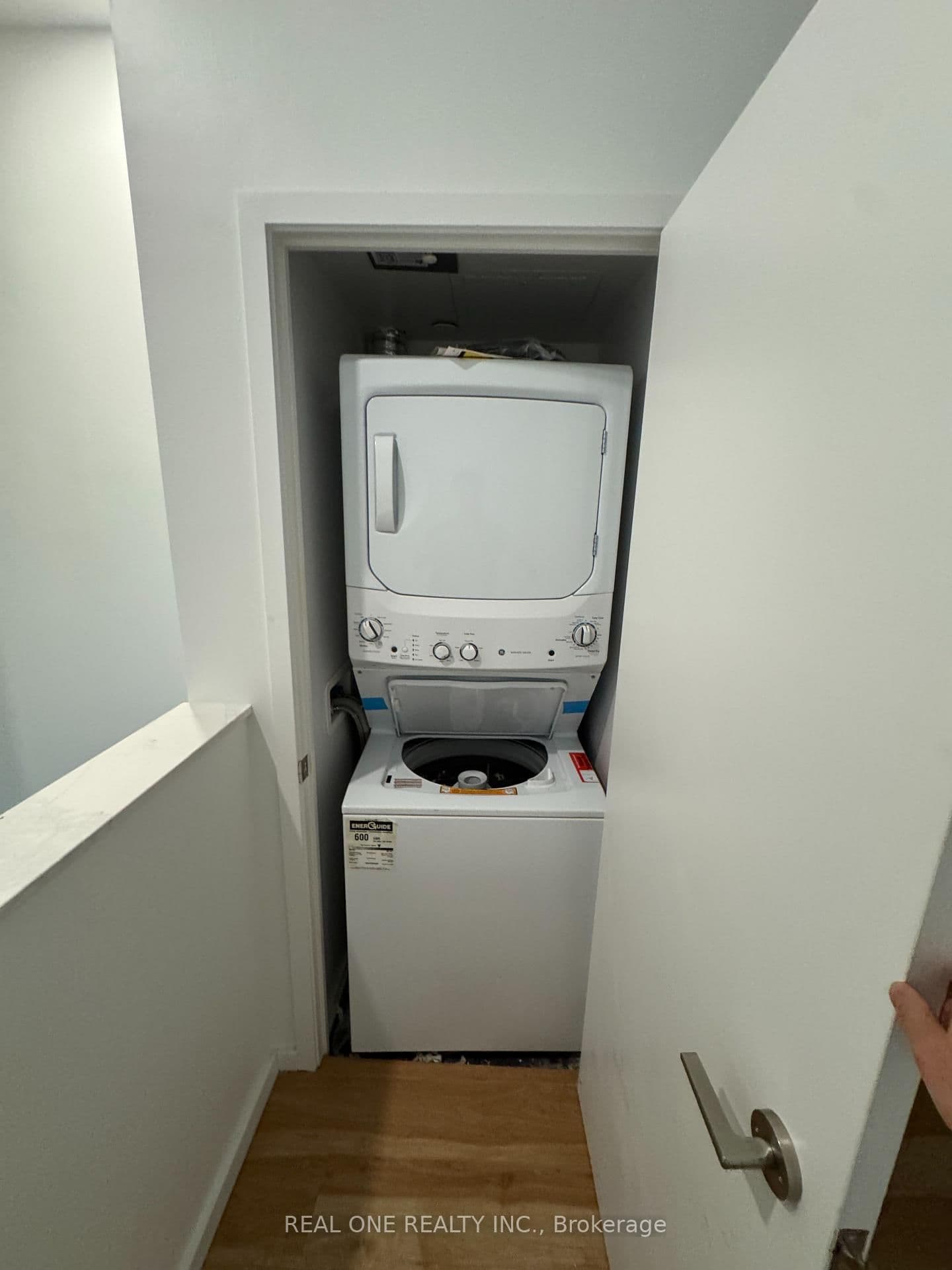 75 St Nicholas Street, Unit TH1 thumbnail 9