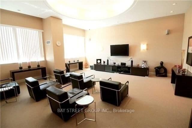 509 Beecroft Road, Unit 508 thumbnail 15