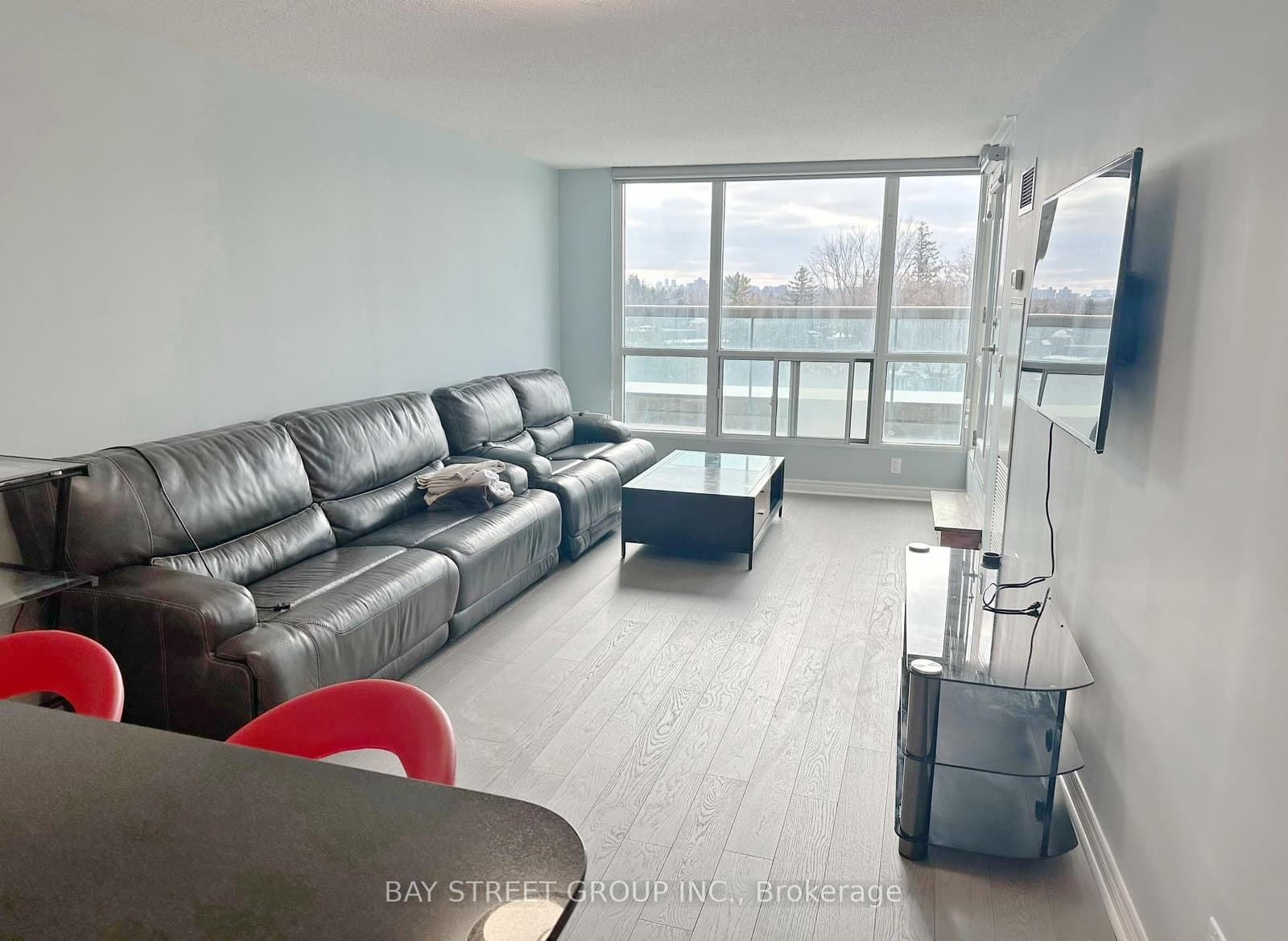 509 Beecroft Road, Unit 508 thumbnail 2