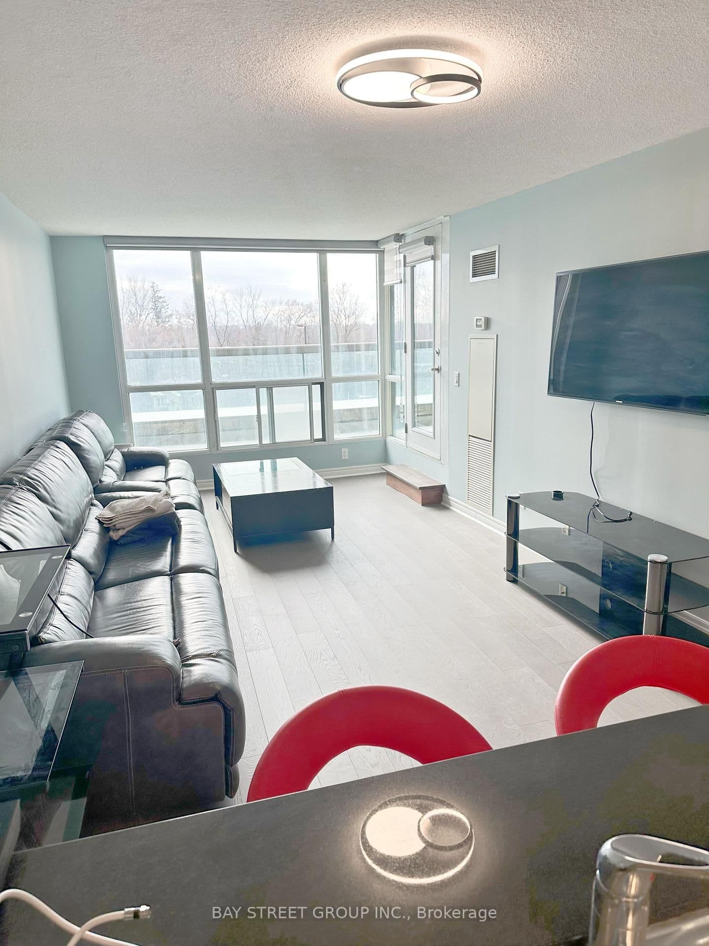 509 Beecroft Road, Unit 508 thumbnail 3