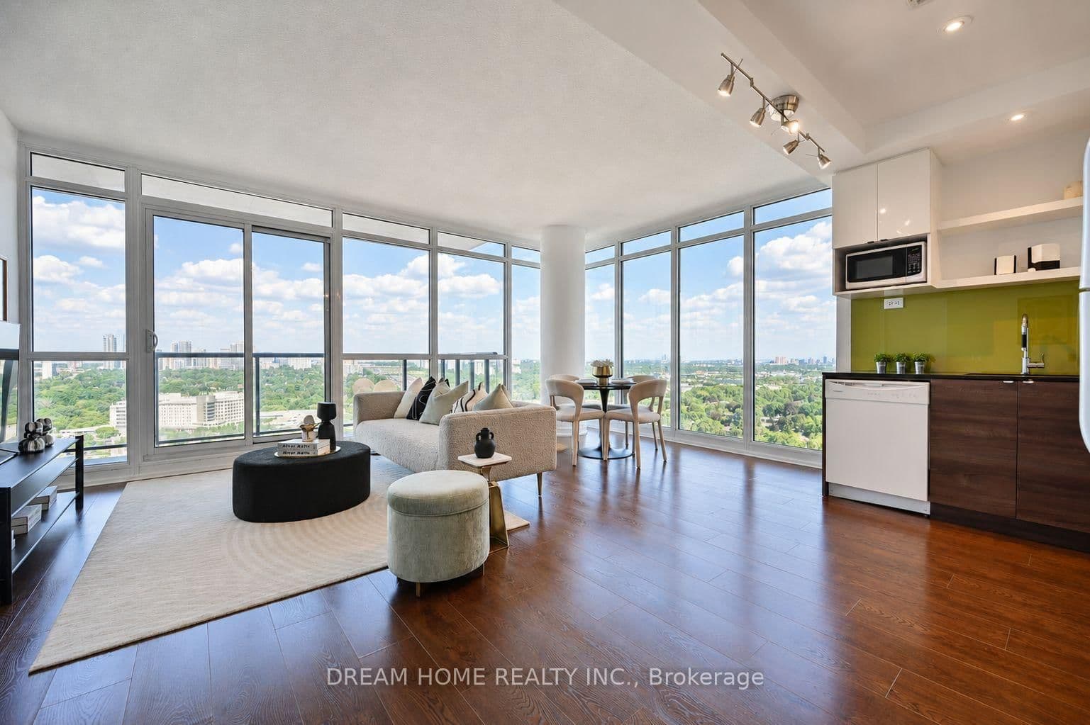 121 Mcmahon Drive, Unit 2608 thumbnail 6