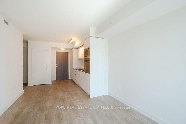 27 Bathurst Street, Unit 604W thumbnail 12