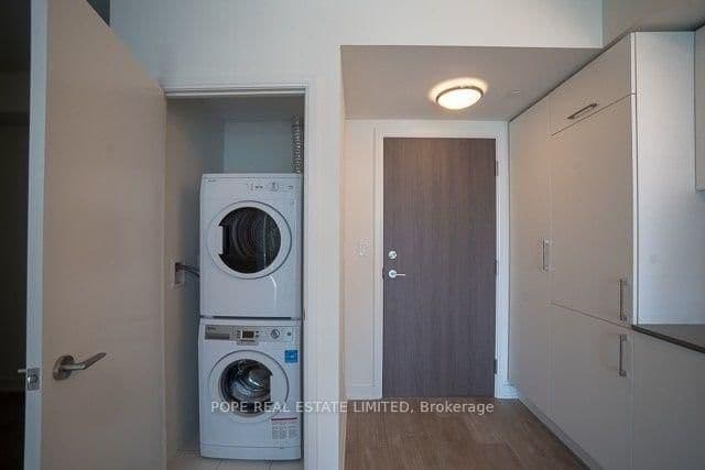 27 Bathurst Street, Unit 604W thumbnail 14
