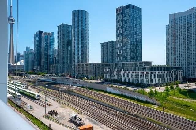 27 Bathurst Street, Unit 604W thumbnail 26