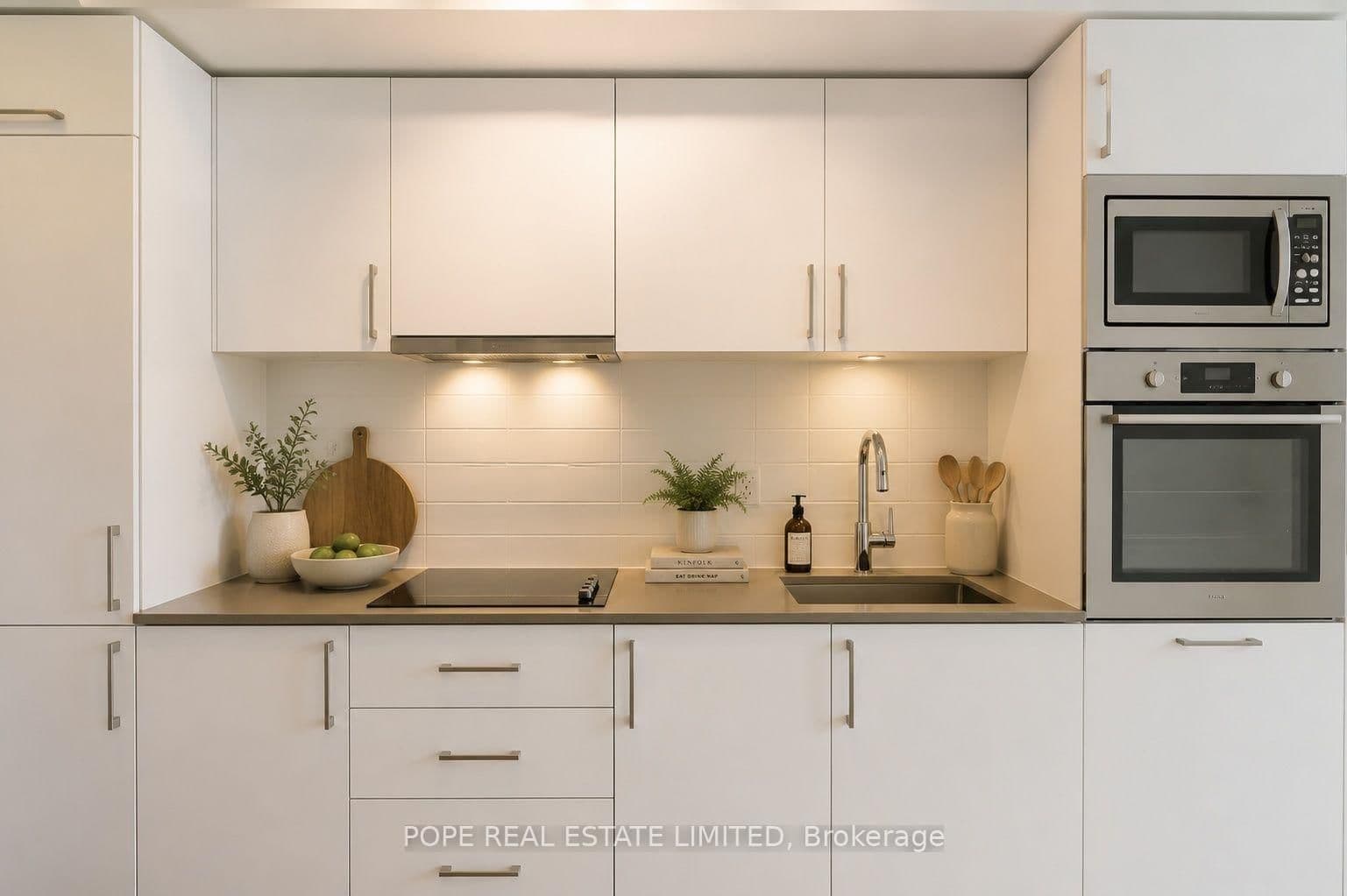 27 Bathurst Street, Unit 604W thumbnail 3