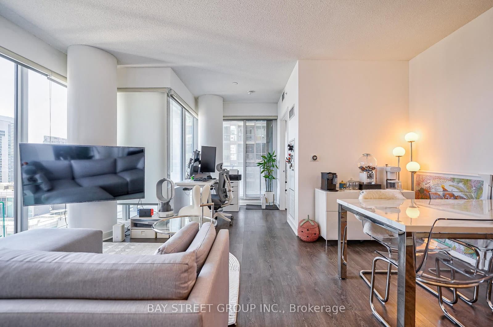 115 Blue Jays Way, Unit 2205 thumbnail 21