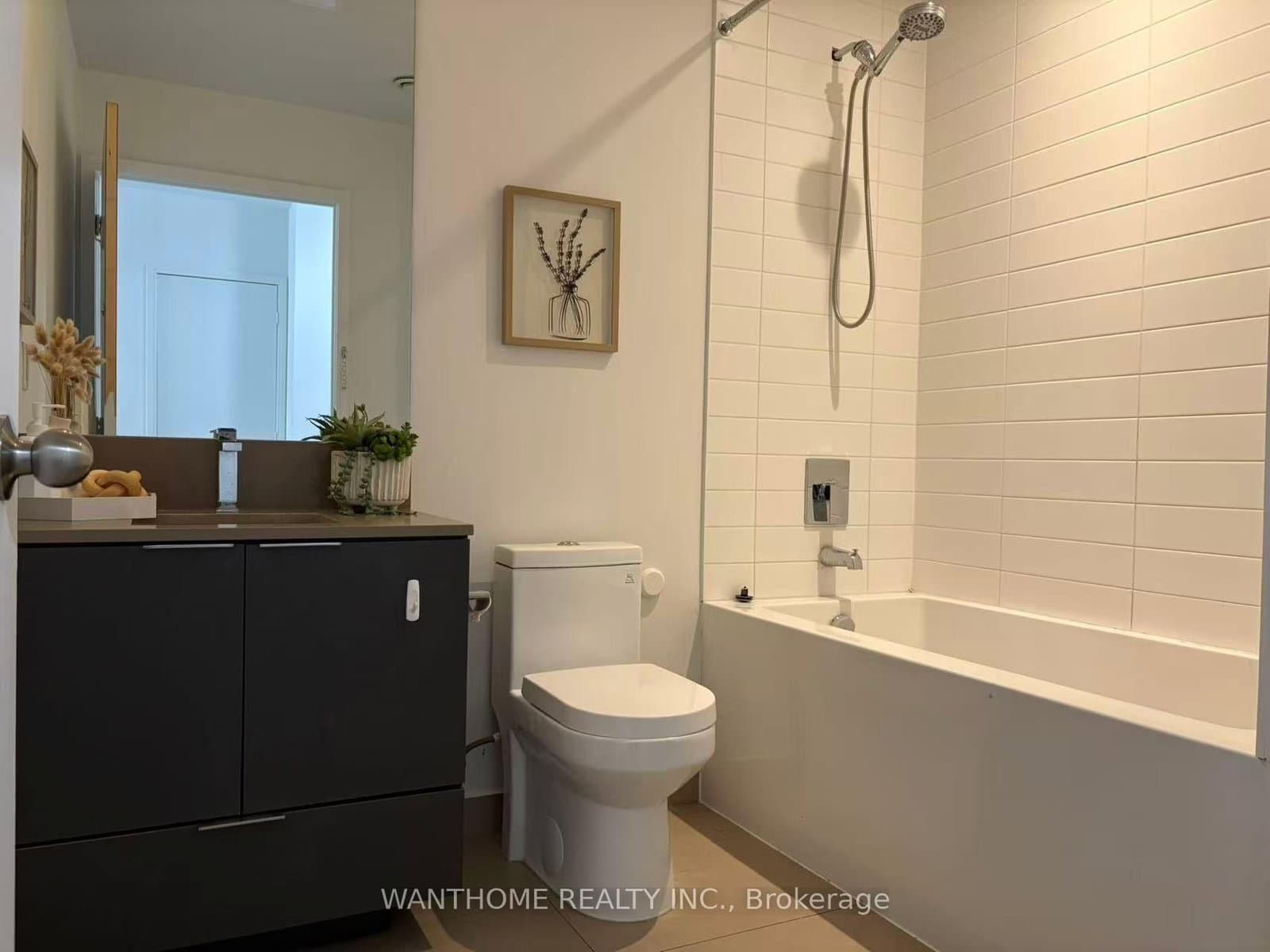 181 Dundas Street E, Unit 502 thumbnail 11