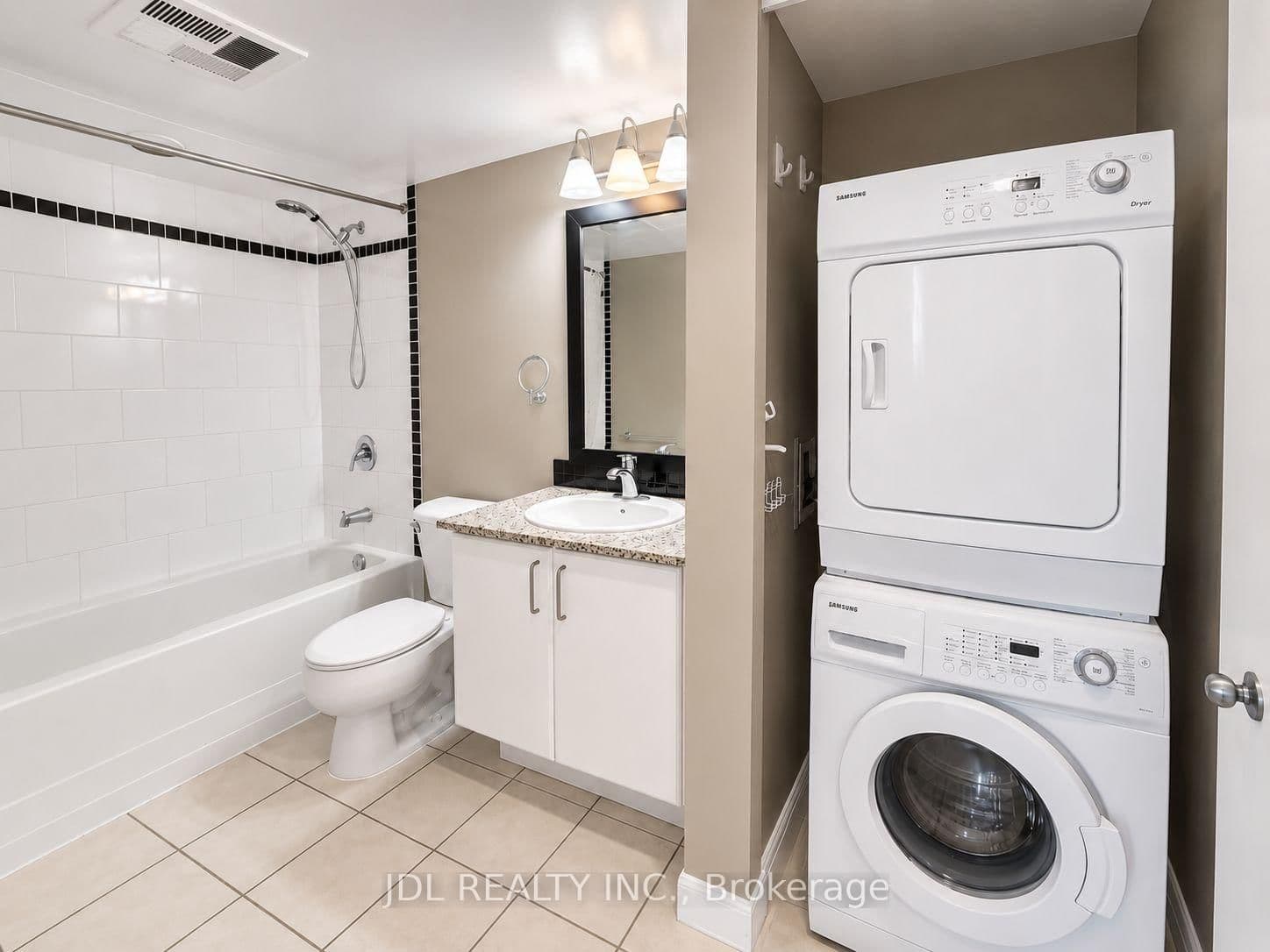 33 Sheppard Avenue E, Unit 2612 thumbnail 10
