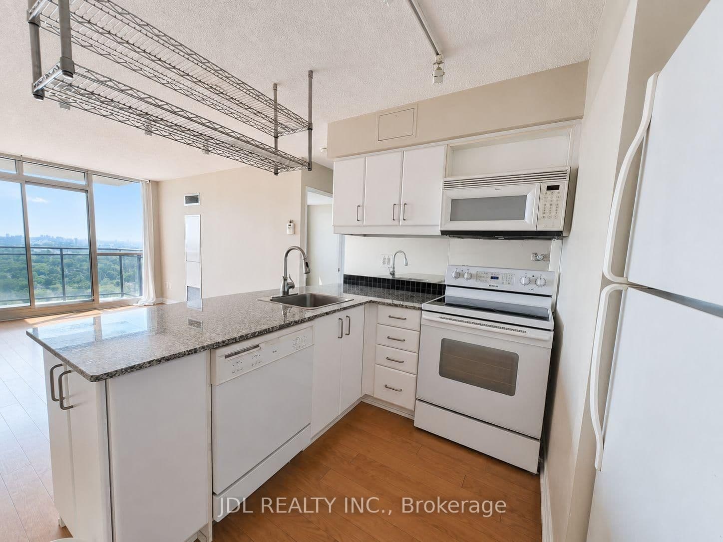 33 Sheppard Avenue E, Unit 2612 thumbnail 9