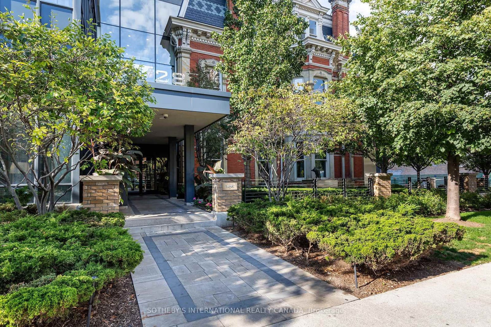 28 Linden Street, Unit 402 thumbnail 26