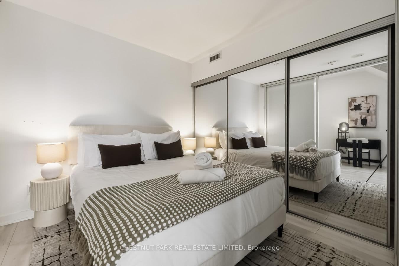 18 Maitland Terrace, Unit 405 thumbnail 14