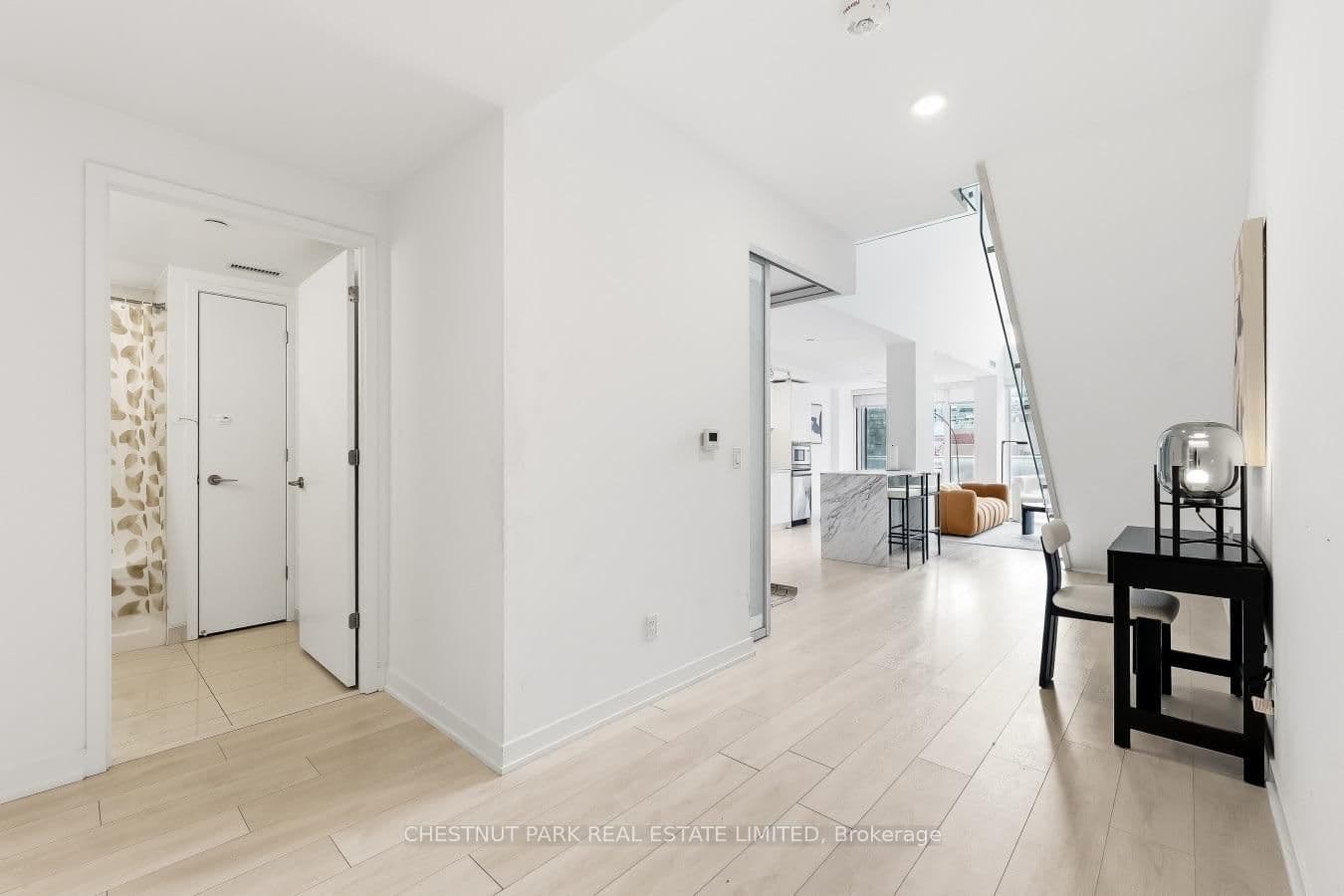 18 Maitland Terrace, Unit 405 thumbnail 18