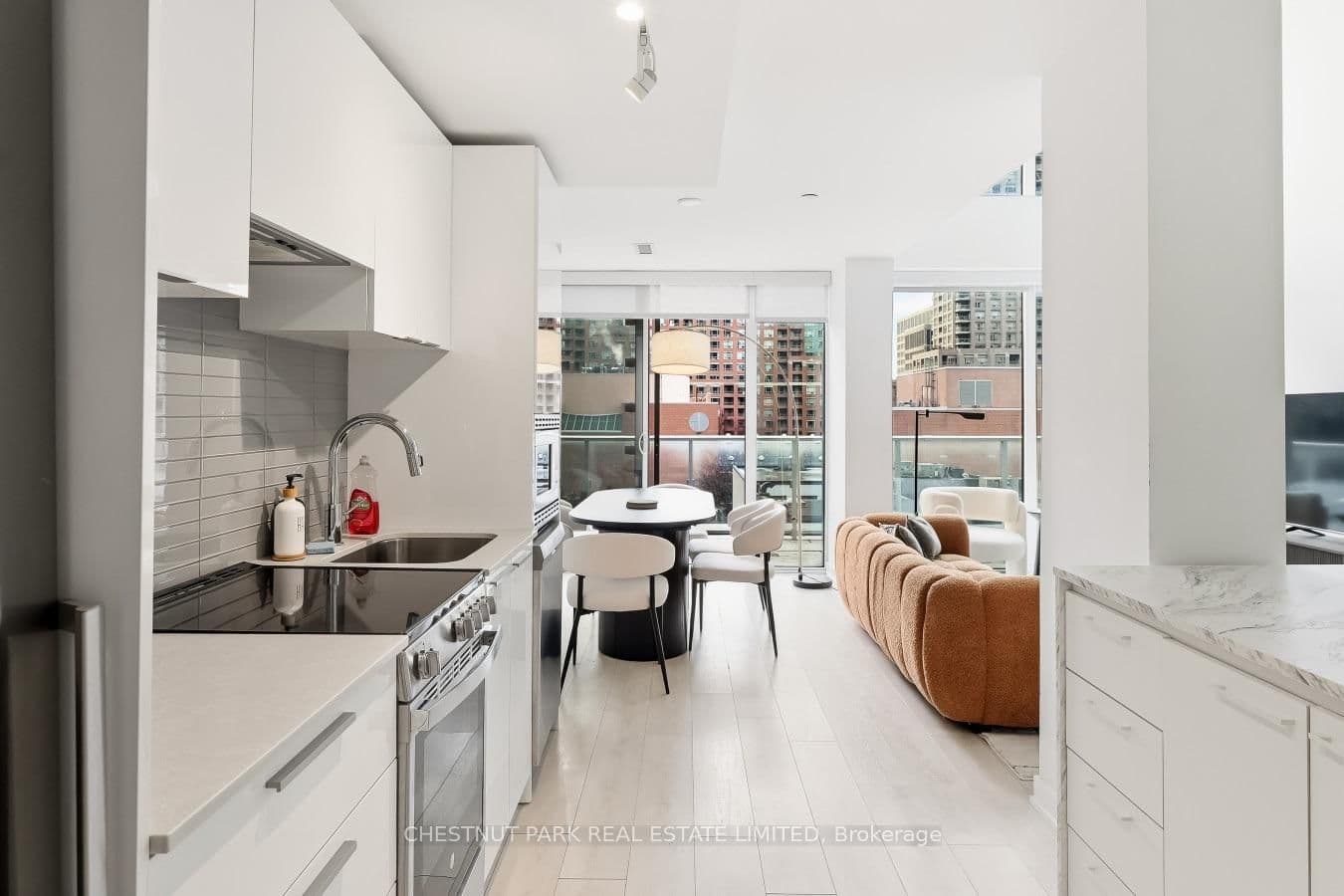 18 Maitland Terrace, Unit 405 thumbnail 8