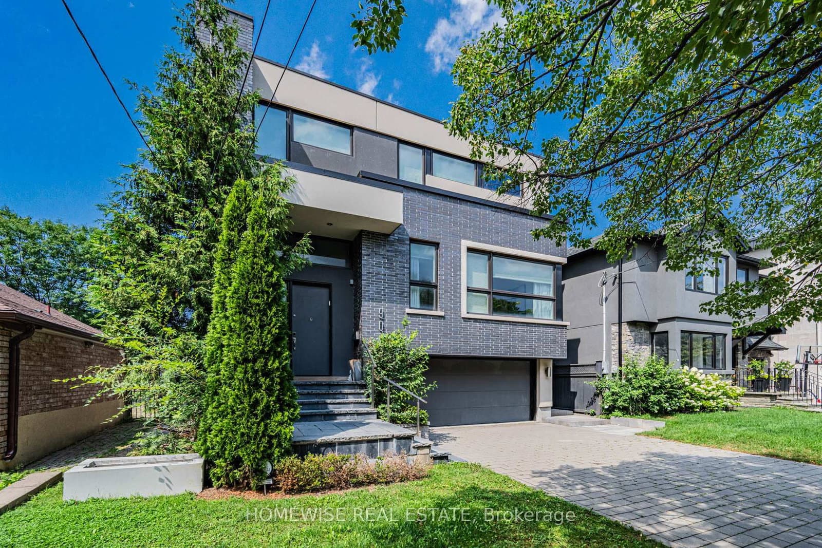 90 Mcgillivray Avenue thumbnail 2