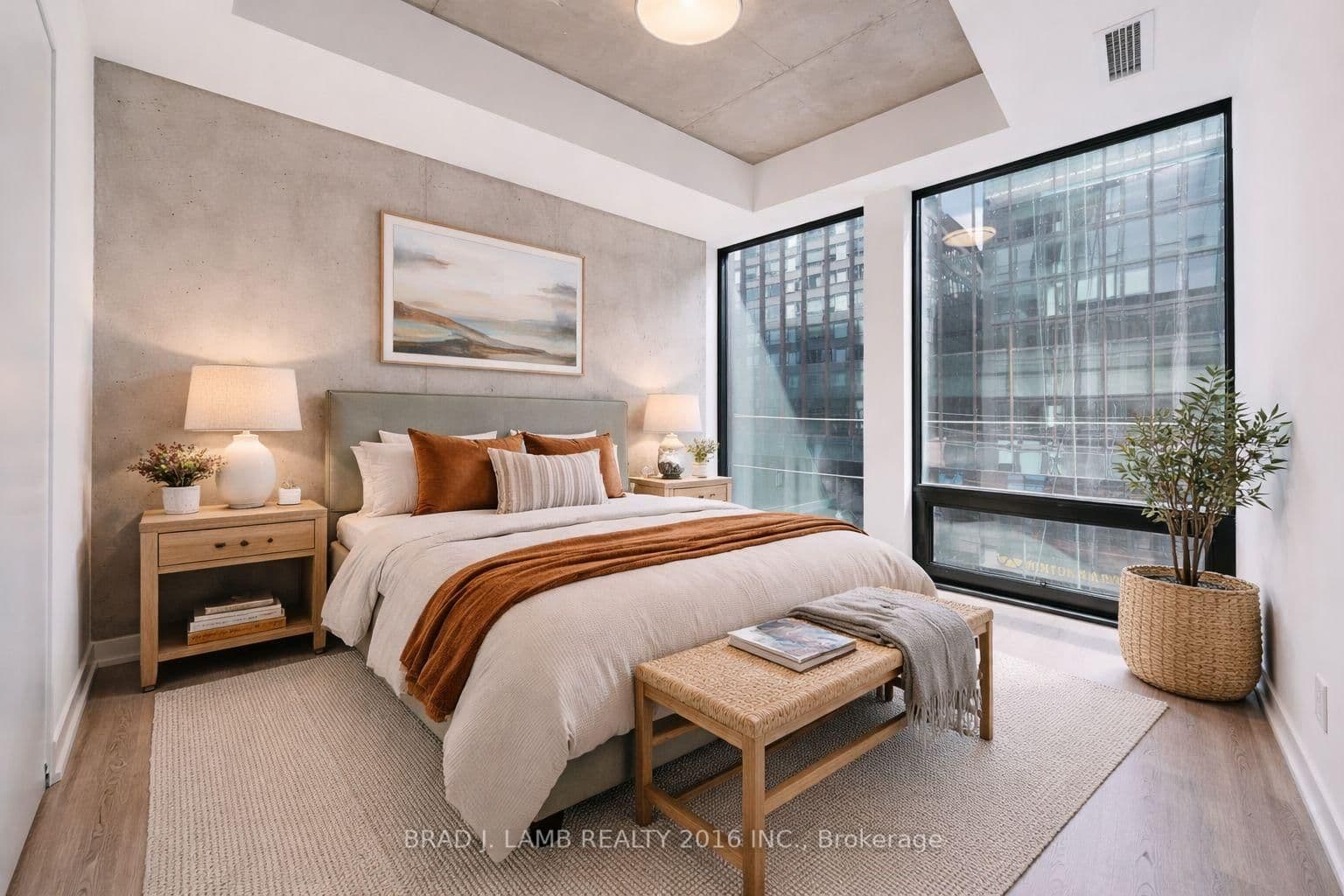 284 King Street E, Unit 503 thumbnail 4