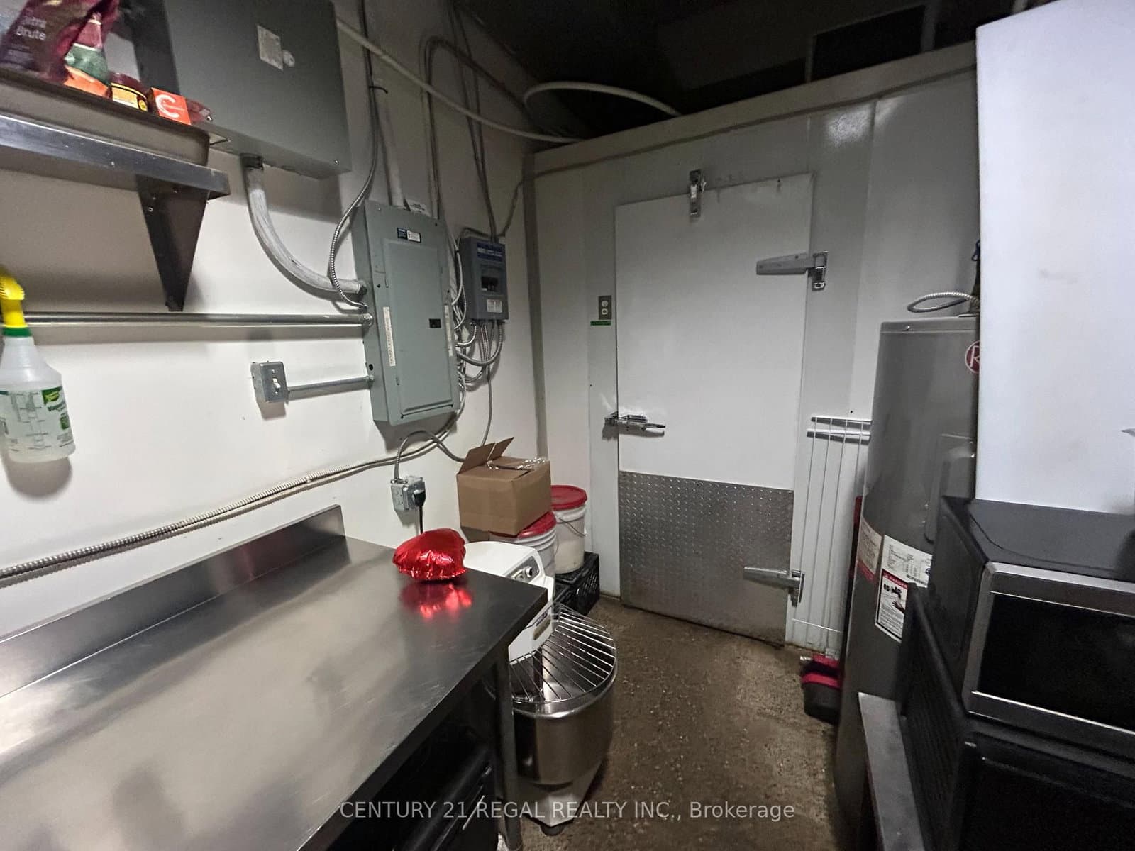 791 Dundas Street W thumbnail 11