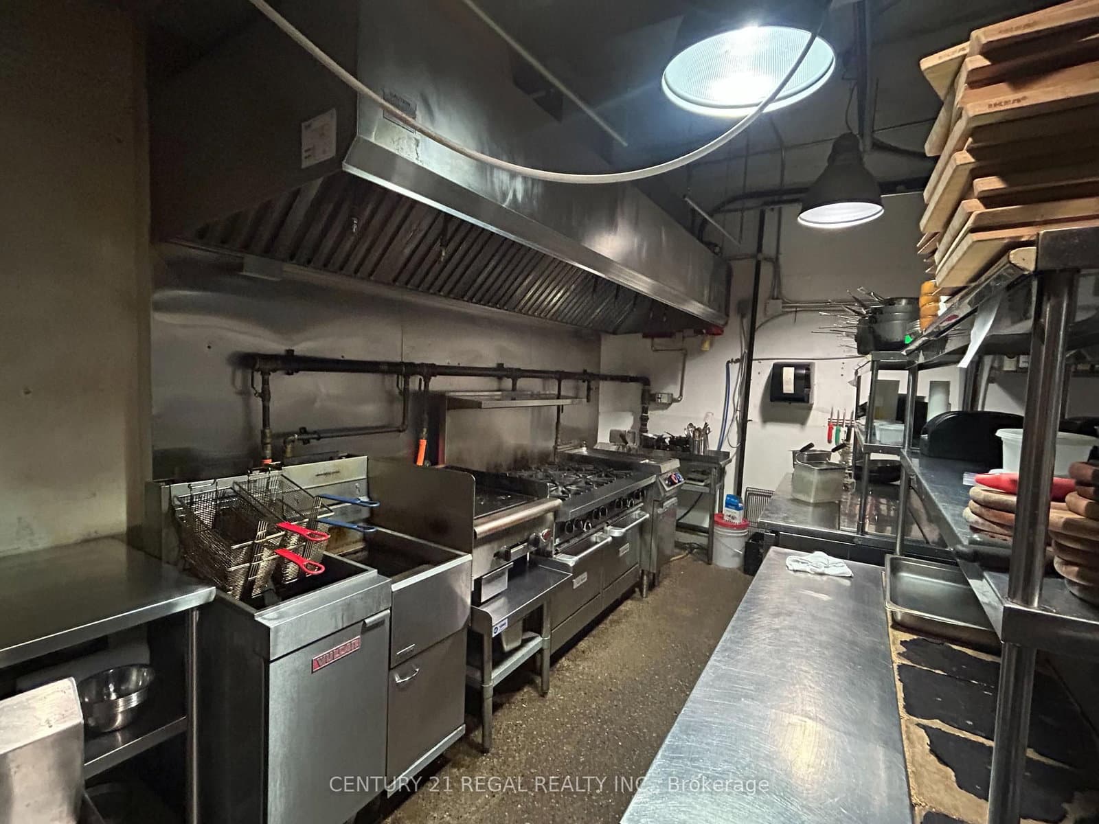 791 Dundas Street W thumbnail 13