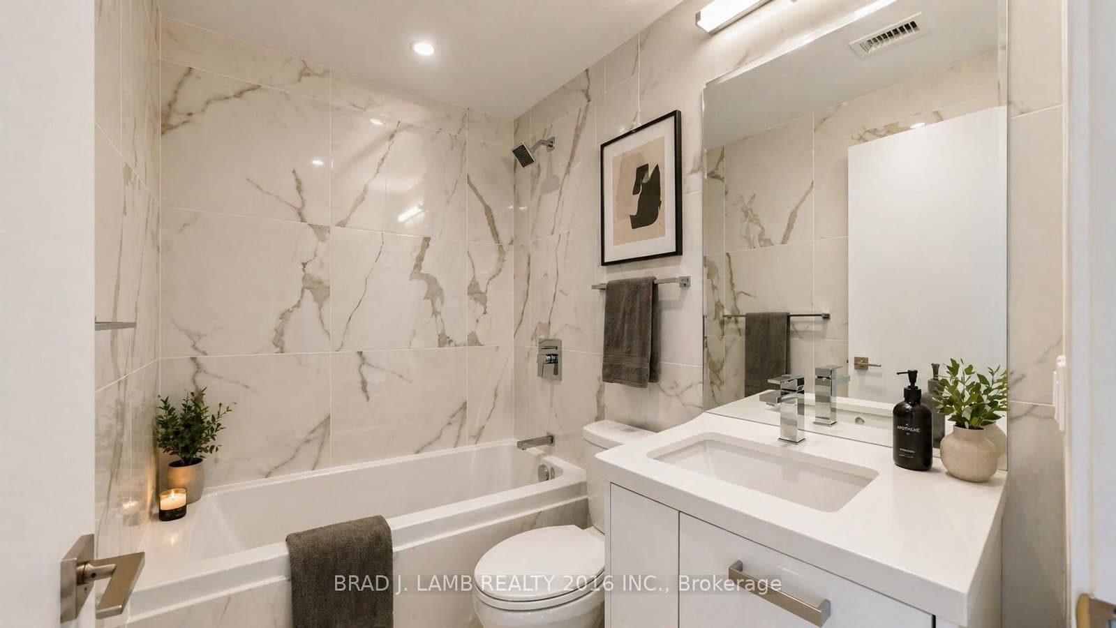 284 King Street E, Unit 1507 thumbnail 4