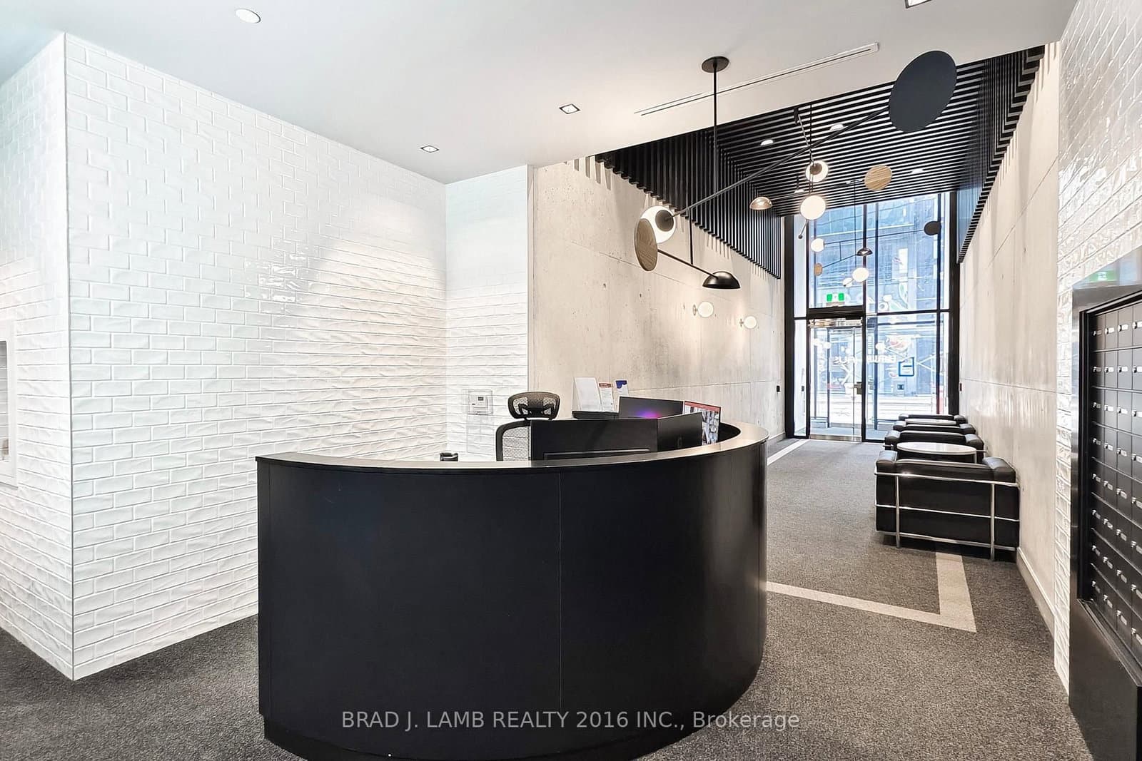 284 King Street E, Unit 901 thumbnail 8