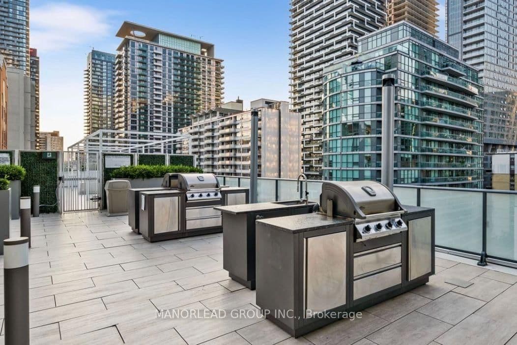 161 Roehampton Avenue, Unit 3209 thumbnail 12