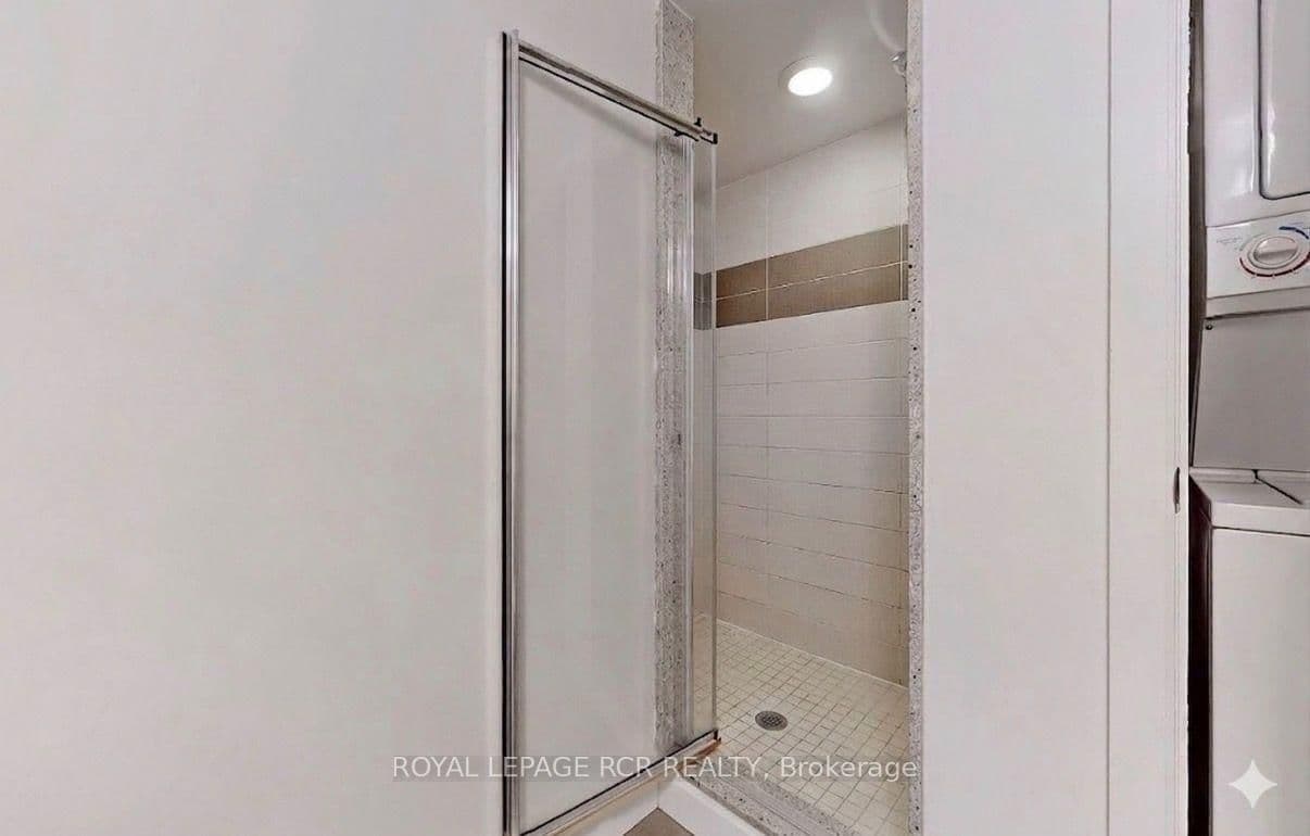 33 Bay Street, Unit 904 thumbnail 10
