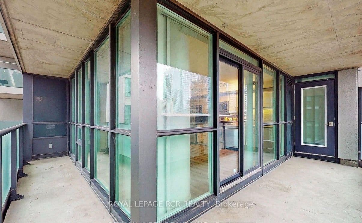 33 Bay Street, Unit 904 thumbnail 14
