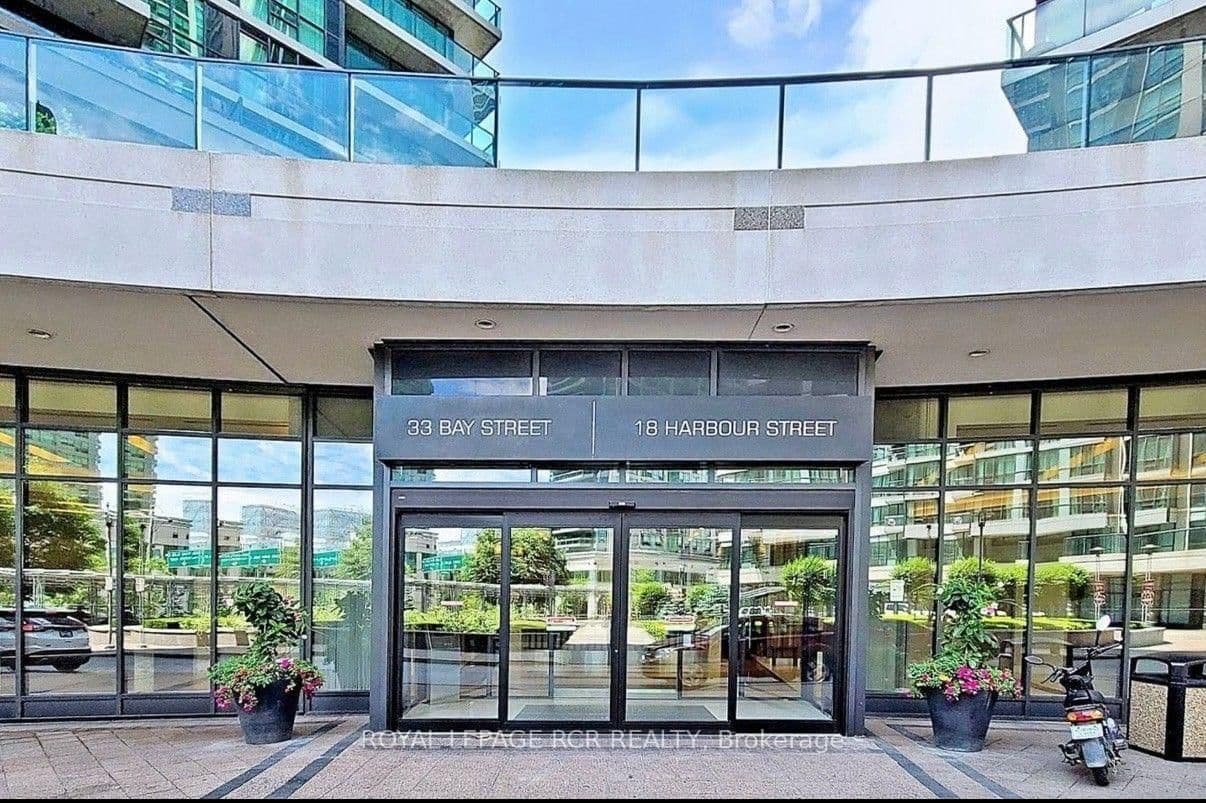 33 Bay Street, Unit 904 thumbnail 15