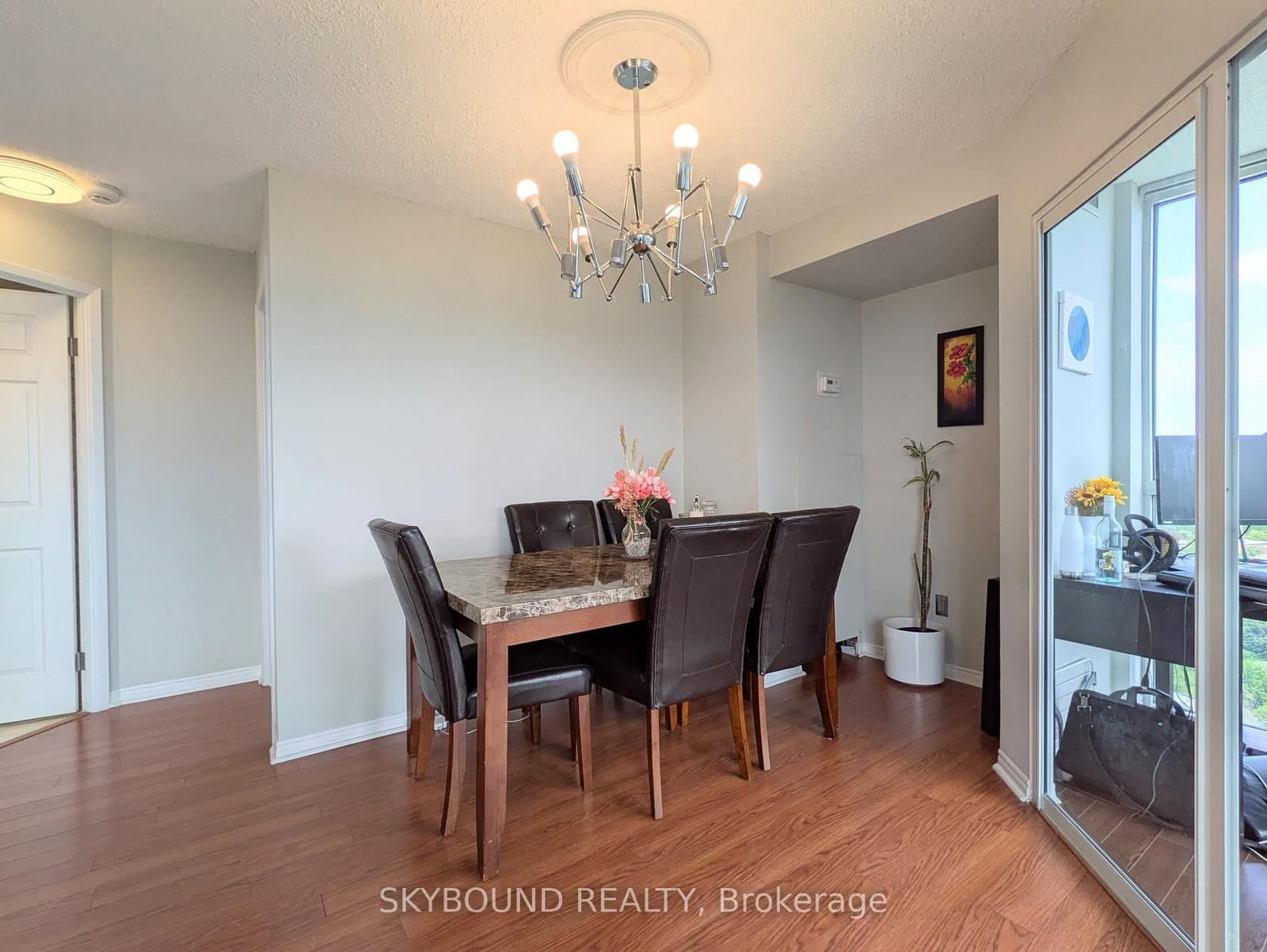 7 Concorde Place, Unit 2601 thumbnail 13